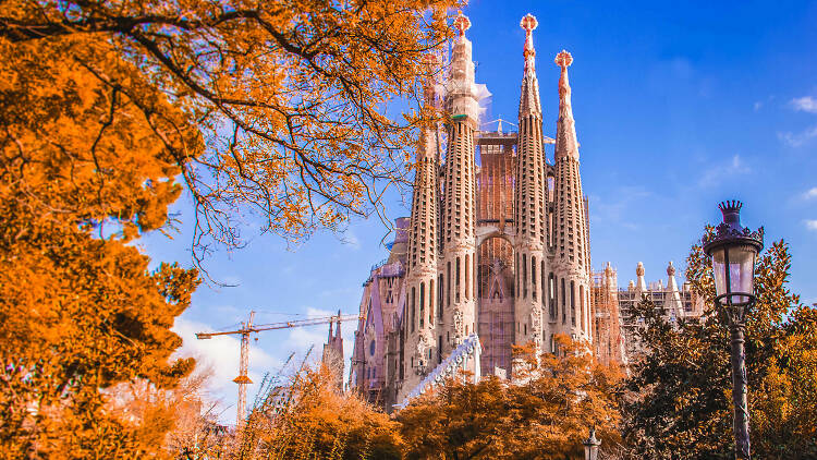 BARCELONA TURU ( Kasım Ayı ve Yılbaşı )  5 Gün-4 Gece  
